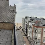 Gezellig Centraal Gelegen Penthouse Οστένδη