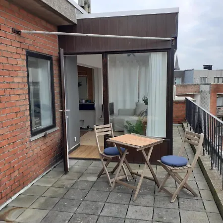 Gezellig Centraal Gelegen Penthouse Daire